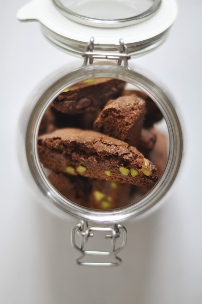 Schokoladen-Cantuccini mit Pistazien