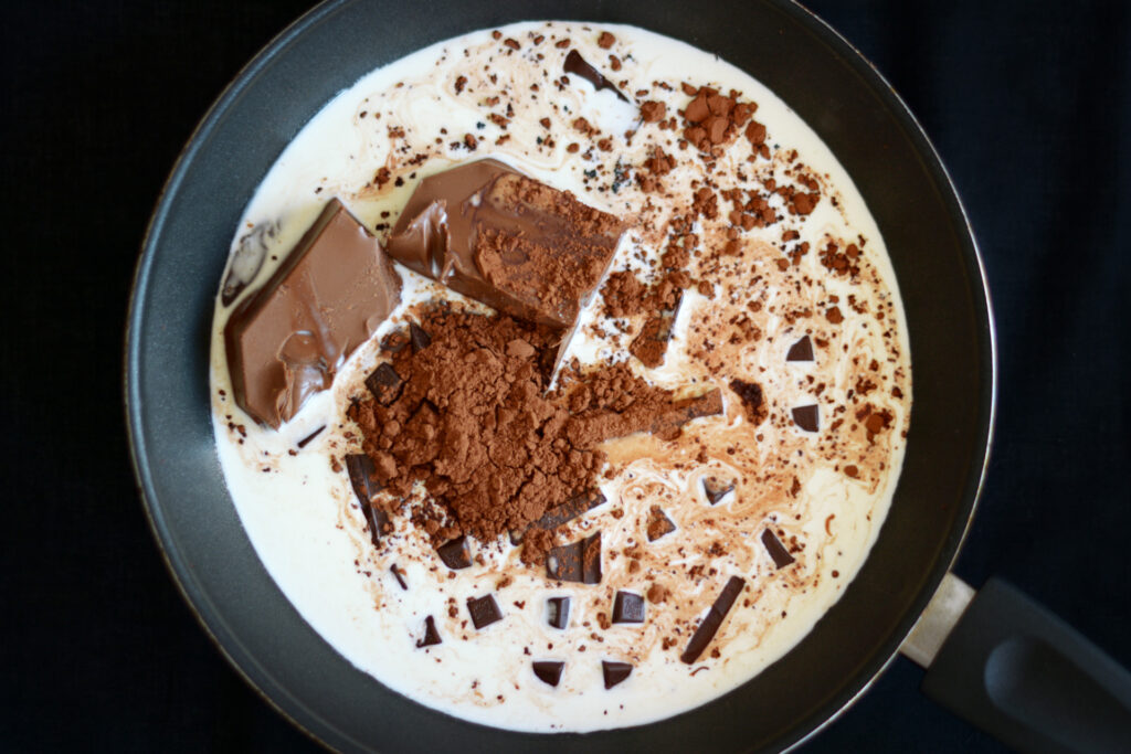 Selbstgemachte Nuss-Nougat-Creme