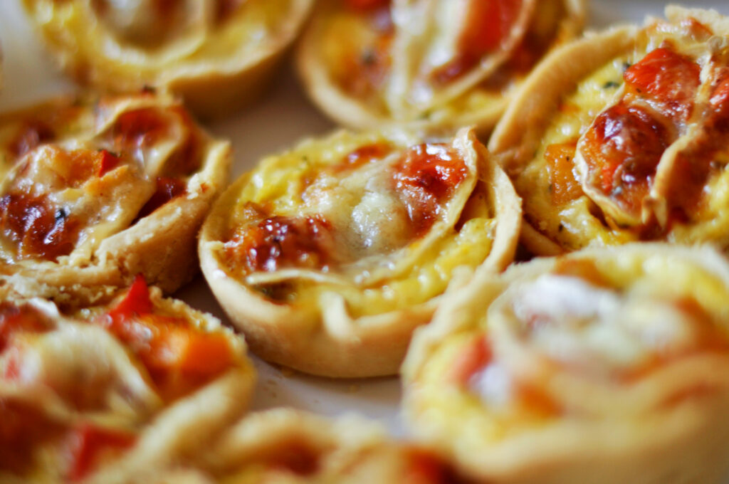 Kürbisquiche mit Ziegenkäse und Thymian