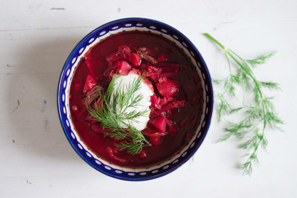 Ukrainischer Rote-Bete-Eintopf mit Rindfleisch