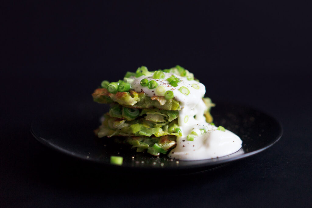 Lauchpuffer mit saurer Sahne - Latkes