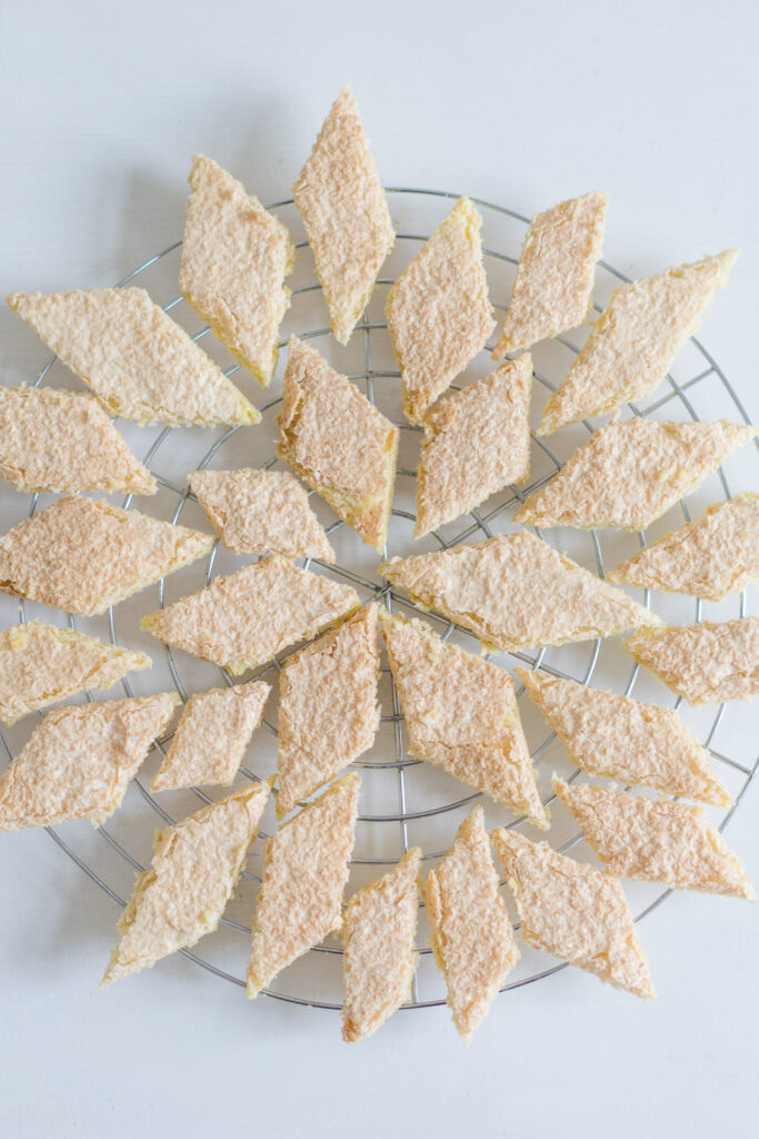 Polenta-Zitronen-Kekse mit Kokosdecke