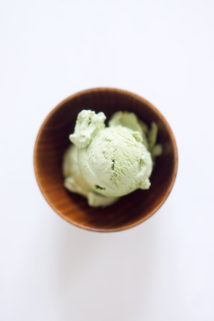 Matcha-Eis - Eiscreme mit japanischem grünen Tee