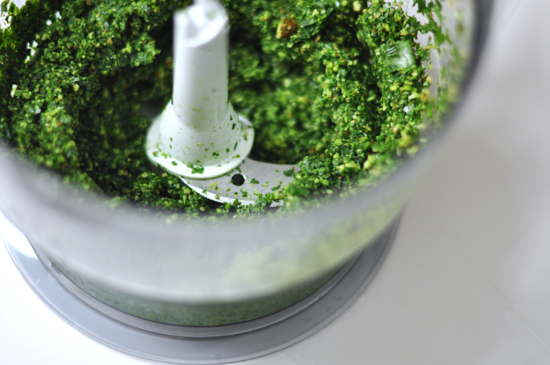 „Bärlauch-Mandel-Pesto