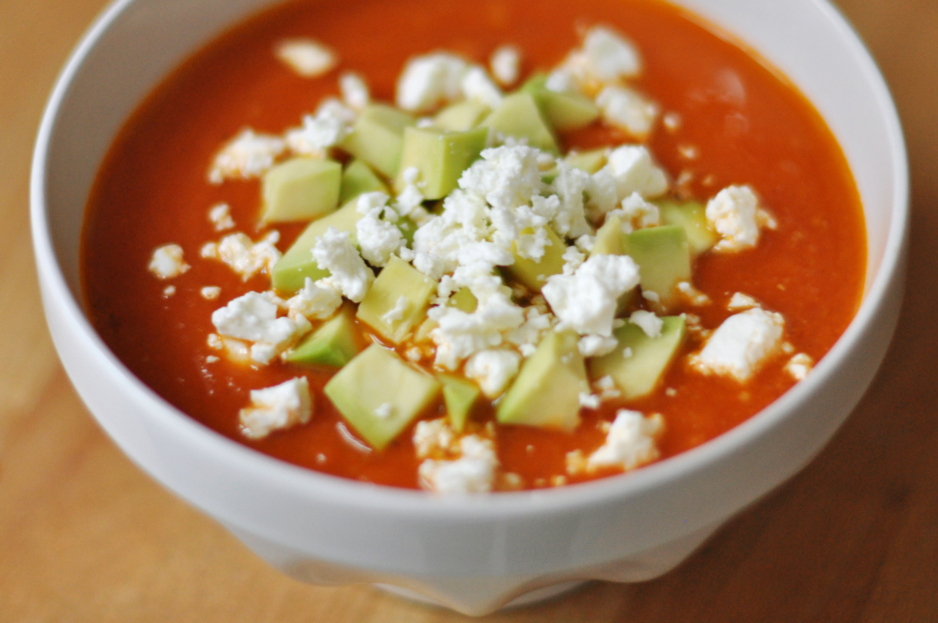 „Tomaten-Avocado-Suppe