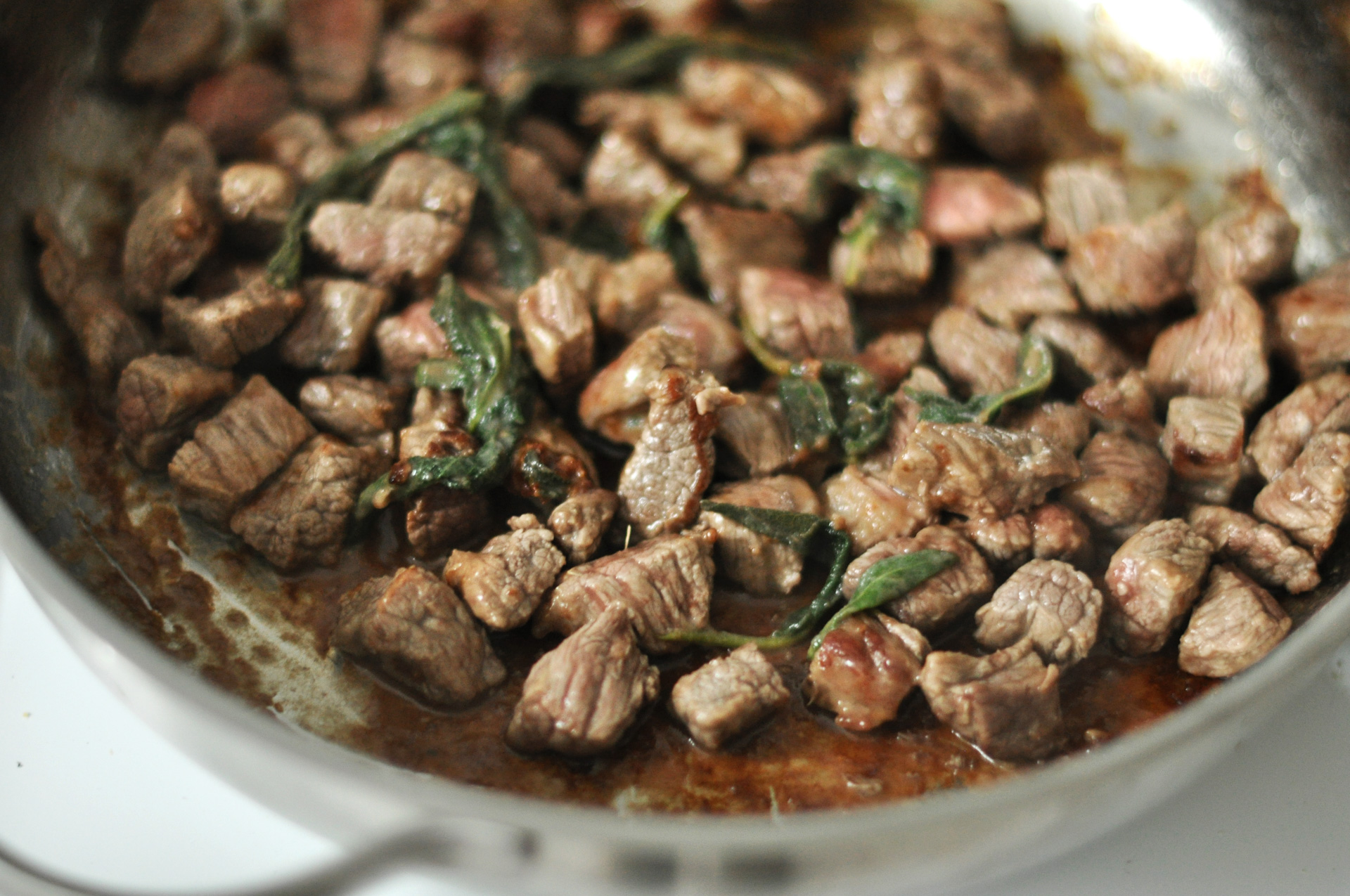 „Beef Stew mit Zitrone, Rosmarin und Knoblauch