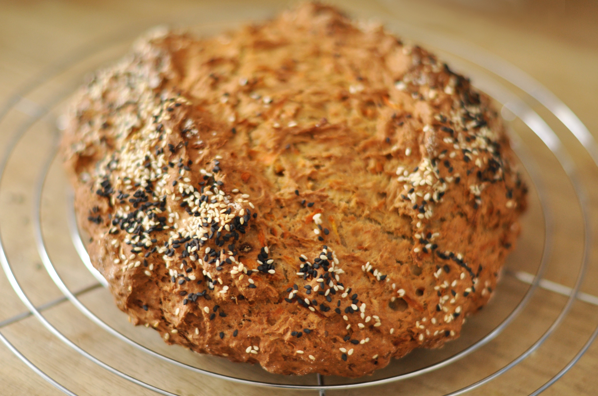 „Schnelles Brot mit Joghurt und Möhren